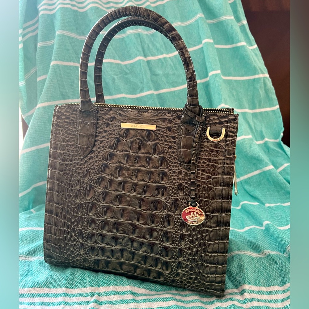New Brahmin small Caroline hunter Melbourne